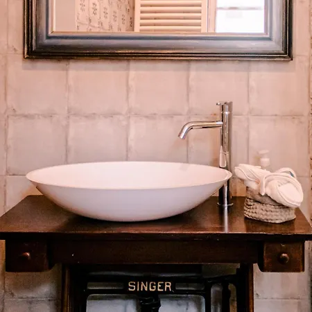 Il Nido Luminoso Acquario-genova Centro Storico * Genua
