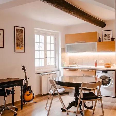 Il Nido Luminoso Acquario-genova Centro Storico