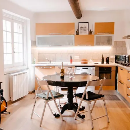 Il Nido Luminoso Acquario-genova Centro Storico